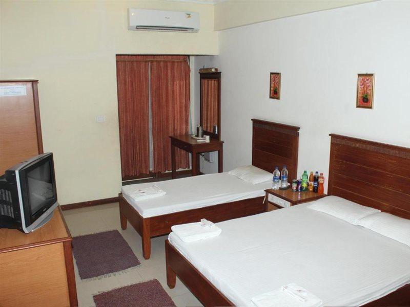 Hotel Chitra Park Tiruchchendūr Exterior foto